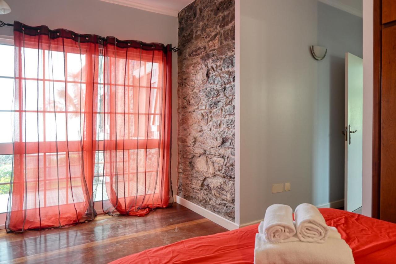 ארקו דה קלחטה Casa Do Pombal, A Home In Madeira מראה חיצוני תמונה